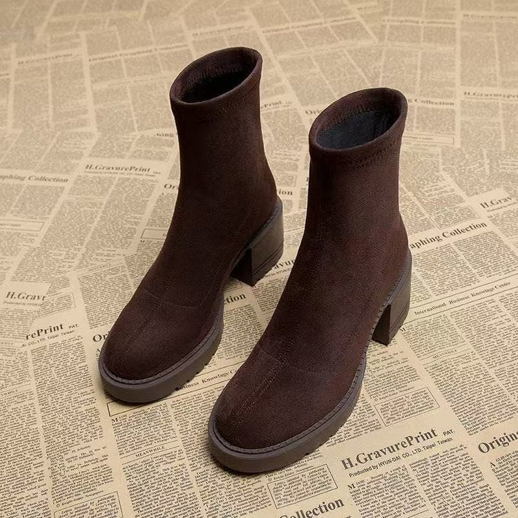 Heeled Ankle Boots with Back Zip, photo 5