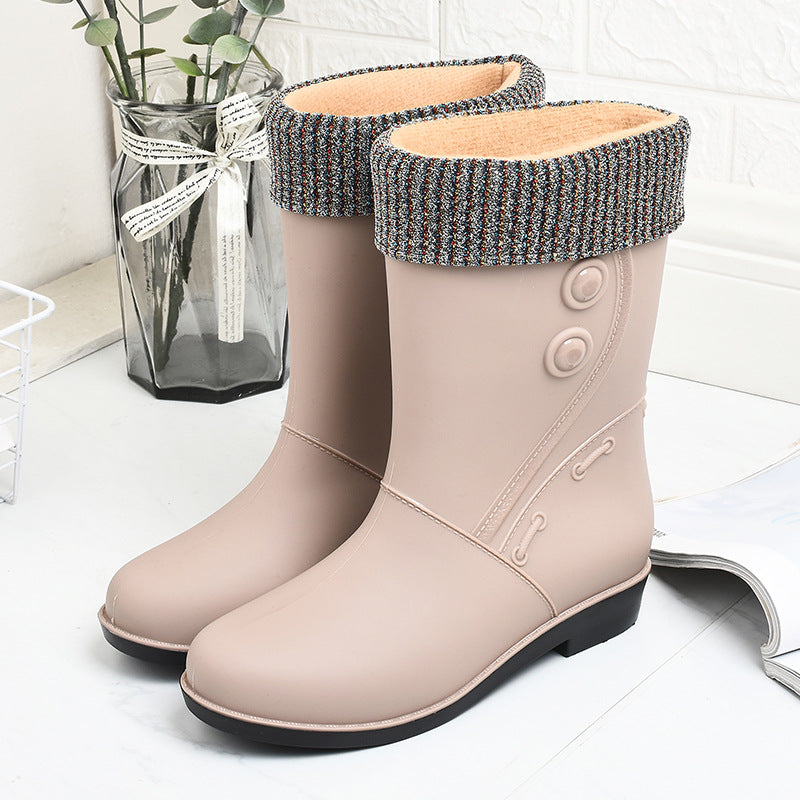 Velvet Lined Knee High Wellies in khaki